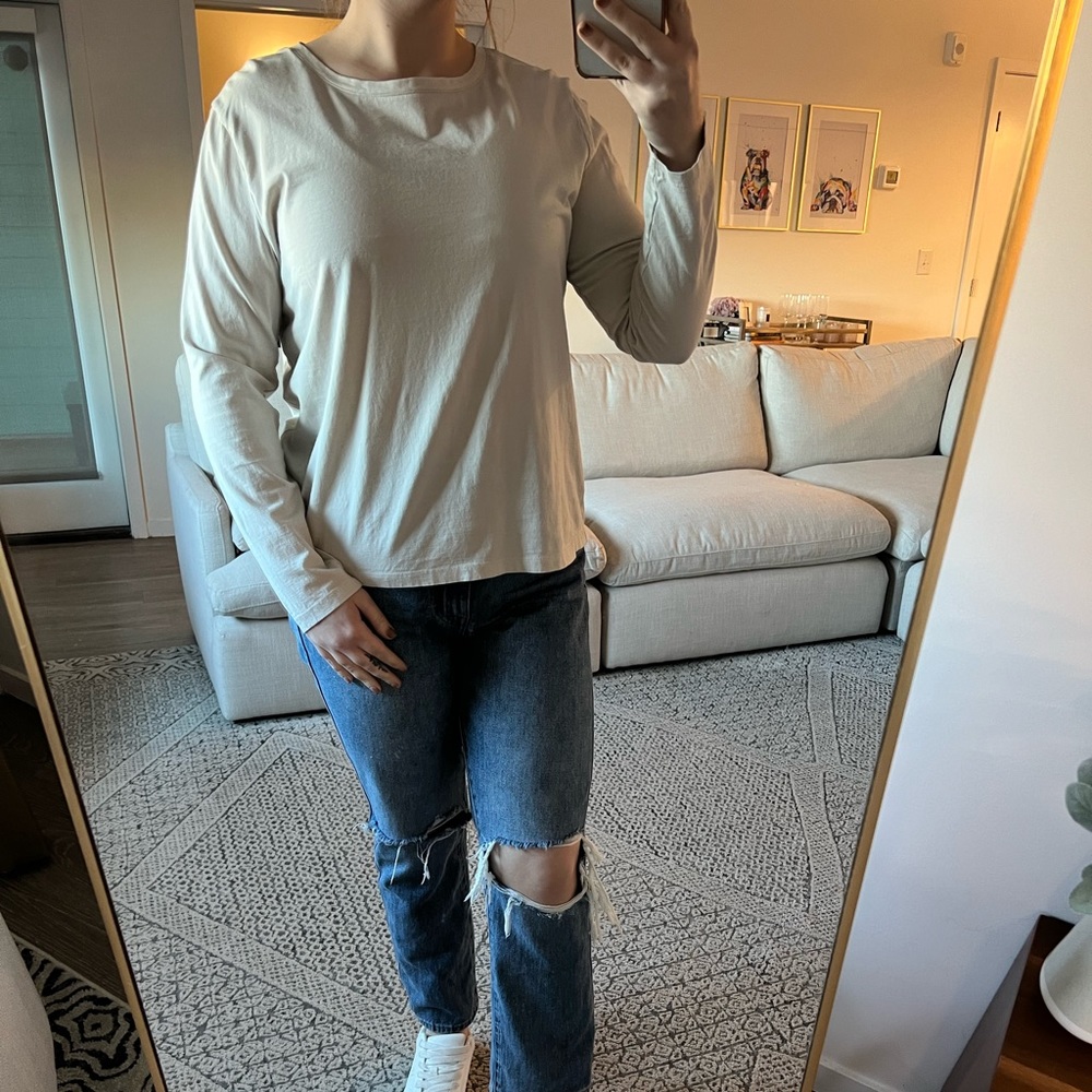 Long sleeve basic tee